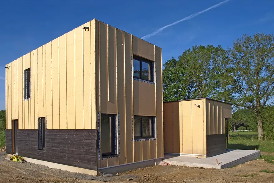 Construction d'une maison individuelle avec bardage bois